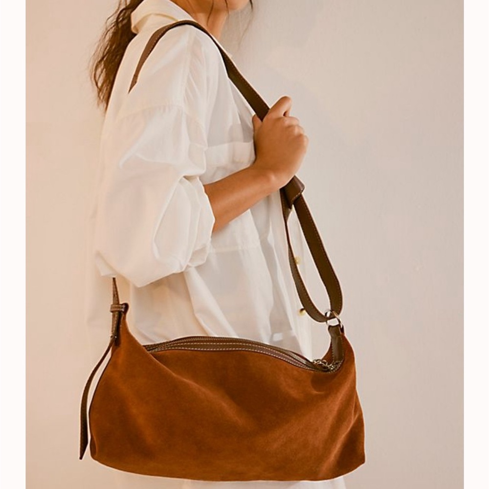 FREE PEOPLE - BRAND NEW SUMMER SUEDE PURSE